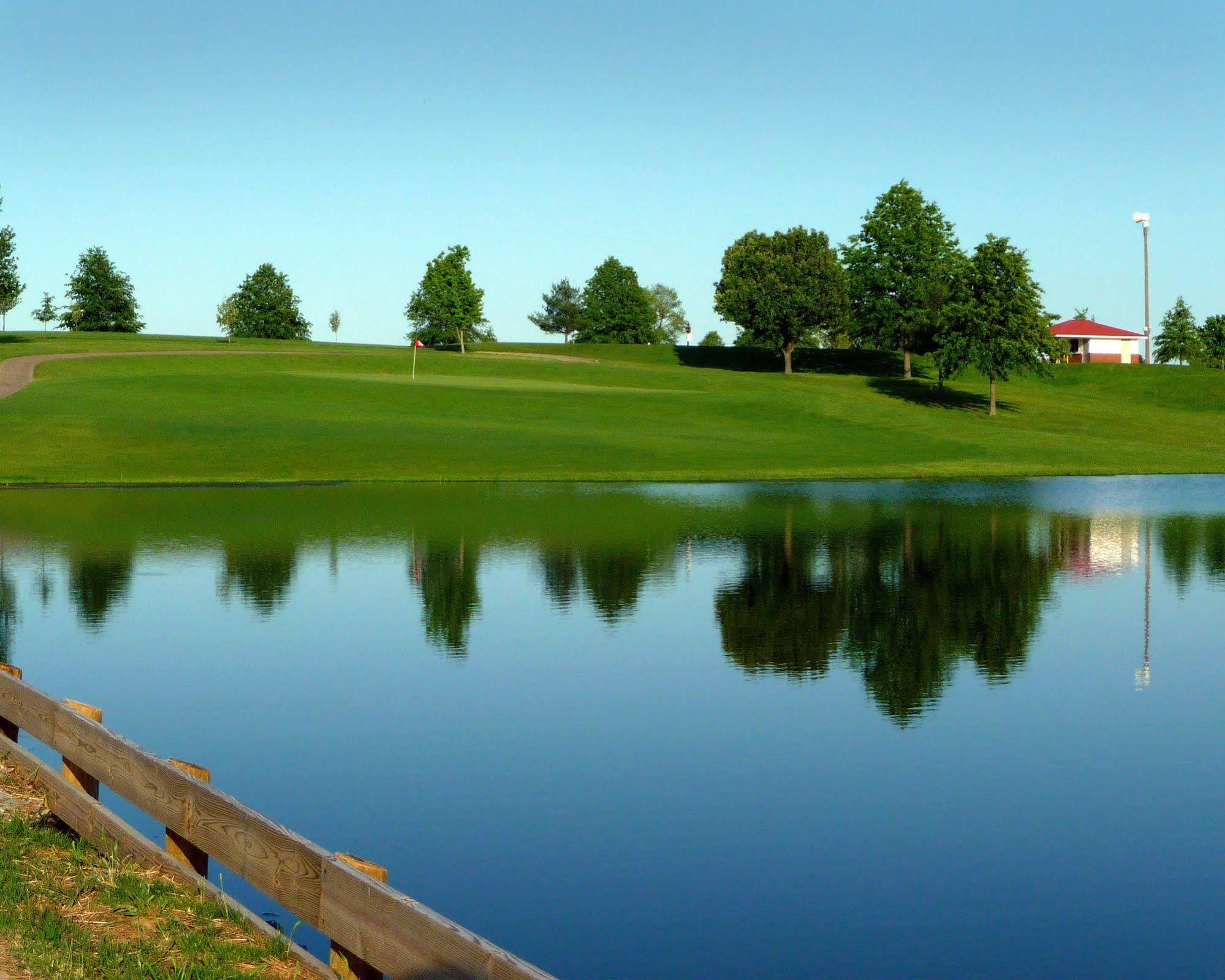 Bright Leaf Golf Resort Harrodsburg Exterior photo