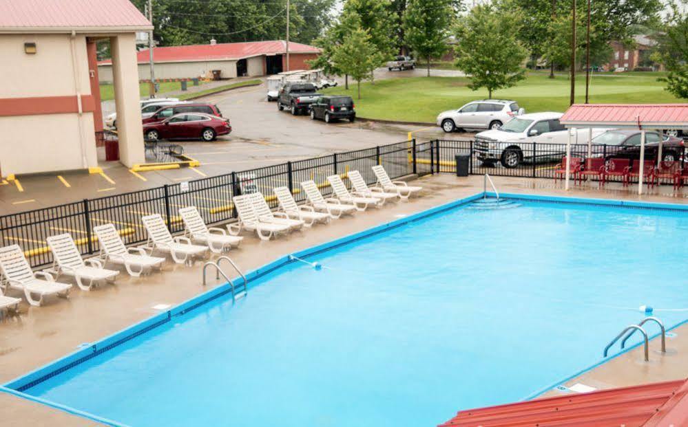 Bright Leaf Golf Resort Harrodsburg Exterior photo
